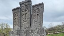 Տուտիկ իշխանի խաչքարերից մեկը վթարային վիճակում է
