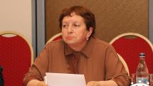 ՔՊ-ական կանայք ձկան պես լուռ են, երբ իրենց կողքին գտնվող կնոջն այլասերված բովանդակությամբ հայհոյանքներ են տալիս. Իրավապաշտպան