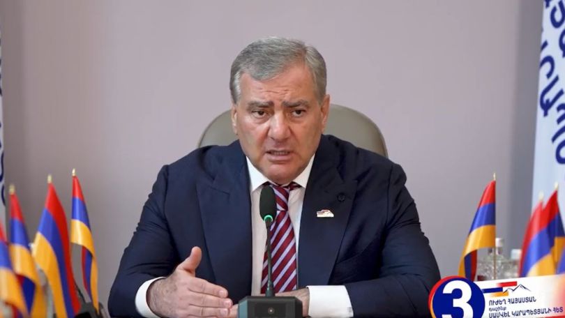 Samvel Karapetyan vows to block Azerbaijani settlement in Armenia