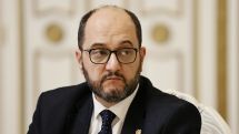 Chief of Armenian PM's staff accused of making false claims about detained opposition podcasters
