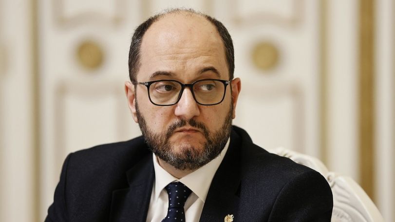 Chief of Armenian PM's staff accused of making false claims about detained opposition podcasters