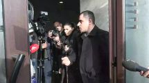 Արագ դուրս եկեք. Լրագրողներին դուրս հանեցին Արցախի ներկայացուցչության շենքից