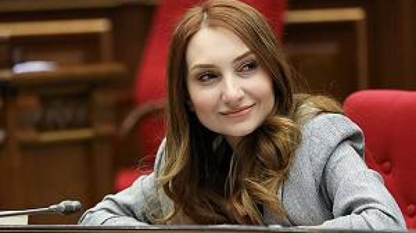 Лилит Макунц не возьмет депутатский мандат