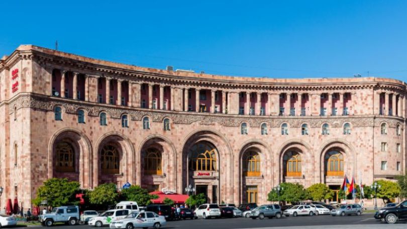 «Մարիոթ» հյուրանոցից խոհարարը մարմնական վնասվածքներով տեղափոխվել է հիվանդանոց