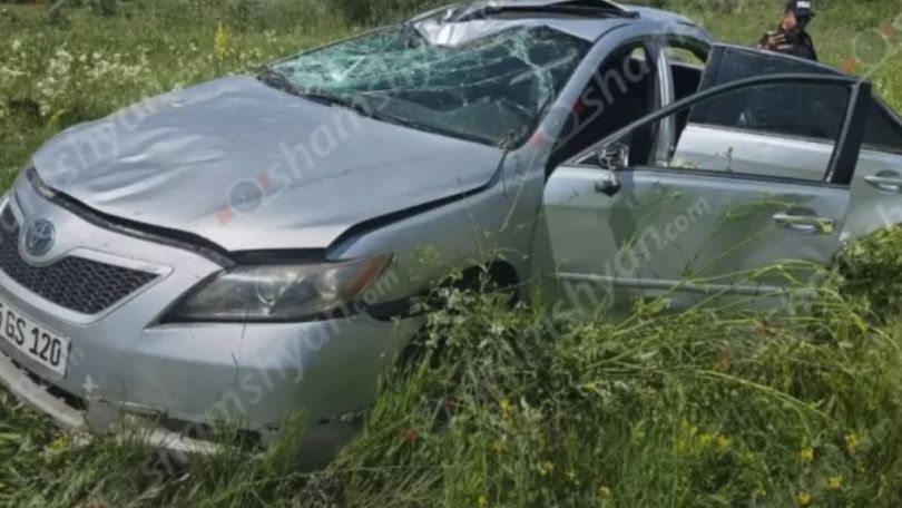 Six injured, including two minors, in rollover crash in Armenia’s Syunik