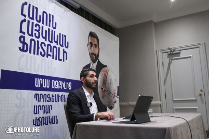 Էլ չեմ լռելու, դուք մեր ֆուտբոլը քանդում եք. Արազ Օզբիլիս