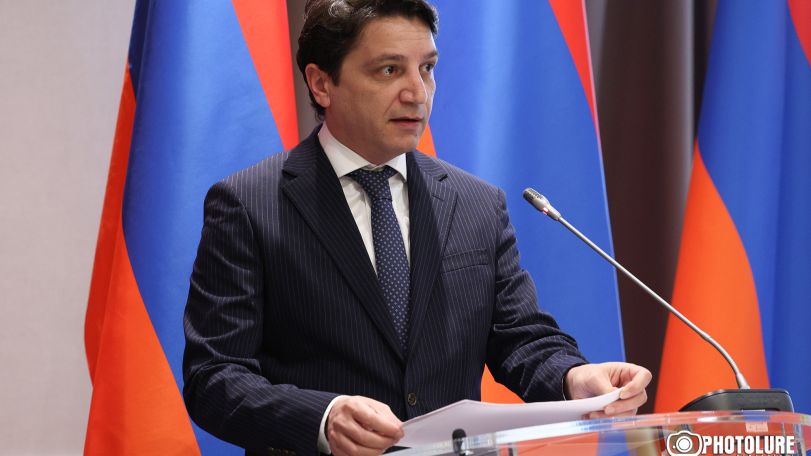 Մենք հարստանում ենք ավելի արագ, քան մենք պարտք ենք վերցնում. նախարար