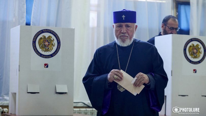 Armenian church leader casts ballot, urges faith in nation's future