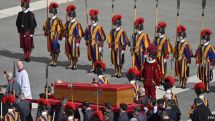Tens of thousands queue to pay their respects to Pope Francis