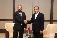 Iranian FM to visit Armenia