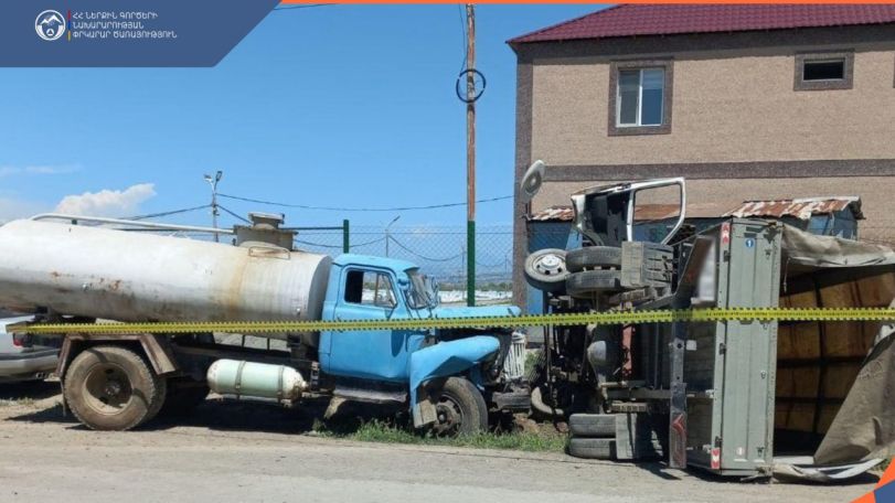В селе Норамарг Араратской области столкнулись две фуры, есть пострадавший