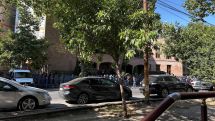 К зданию СК Армении стянуты многочисленные силы полиции