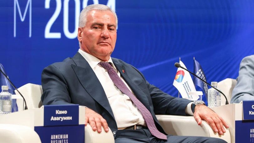 Samvel Karapetyan: Armenian people deserve a dignified life