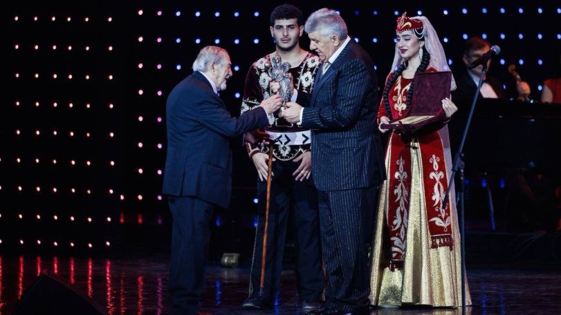 Դեսպան Պողոս Ակոպովը դարձել է «Սոգլասիե» մրցանակի դափնեկիր