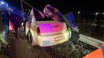 В Армении автомобиль врезался в металлические ограждения на обочине дороги: есть пострадавший