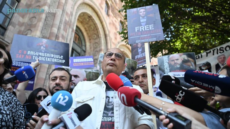 Armenian opposition member says constitutional order has collapsed during protest amid von der Leyen visit