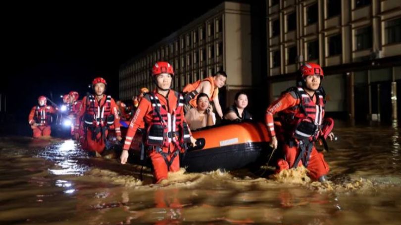 Flooding from tropical storm kills 39 in southern China
