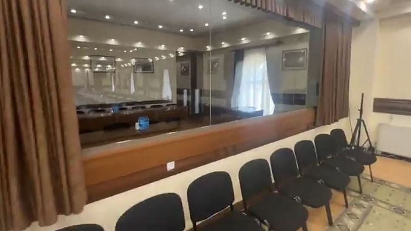 Քաղաքապետարանի նիստերի դահլիճում լրագրողների համար խոչնդոտներ են ստեղծվել. Ահազանգ