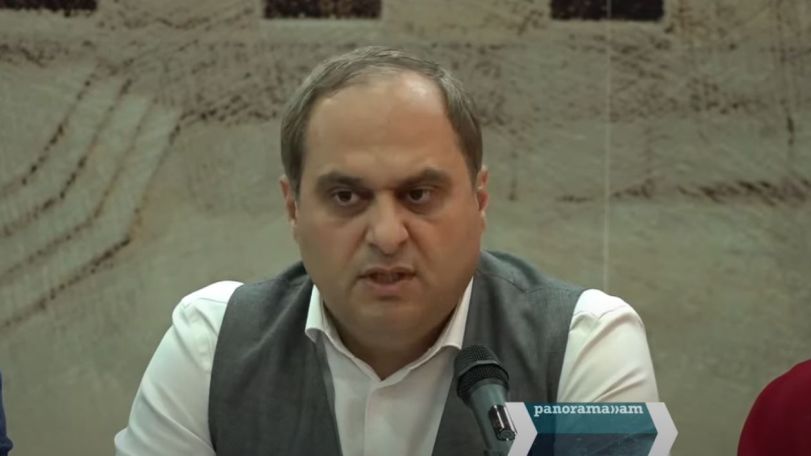 Երրորդ տարբերակ չկար. Փաստաբանը՝ Միքայել Սրբազանի ՔԿ ինքնակամ գնալու մասին