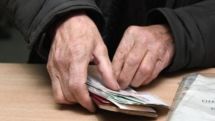 Պահանջում ենք բարձրացնել թոշակները 50 տոկոսով․ Կամենդատյան