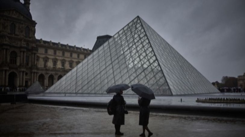 Rain leaks into Louvre's Cimabue exhibition