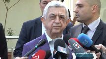 Serzh Sargsyan casts ballot in parliamentary elections