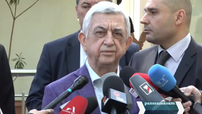 Serzh Sargsyan casts ballot in parliamentary elections