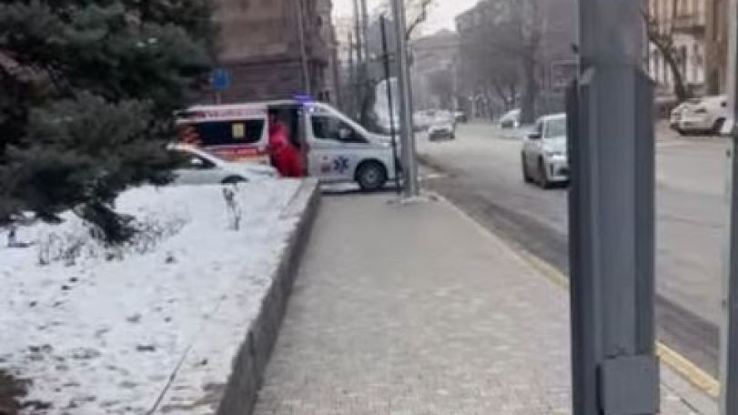 Շտապօգնության բժիշկներին թույլ չեն տվել ՔԿՀ-ում տեսակցել Վարդան Ղուկասյանին. Պաշտպանը դիմել է ՄԻՊ-ին ու գլխավոր դատախազին