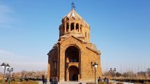 Դատարանի ցանկացած որոշում, որը փորձում է տնօրինել Եկեղեցու գույքն ու միջոցները, ուղղակի սպառնալիք է Եկեղեցու սեփականության իրավունքին