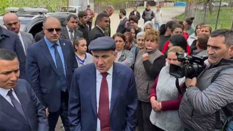 Գյուղացիներին ասում է՝ դուք ջուր չունեք, որովհետև երևանցիներն ատամները լվանում են, հիմարություն․  Էդգար Ղազարյանը՝ Փաշինյանին