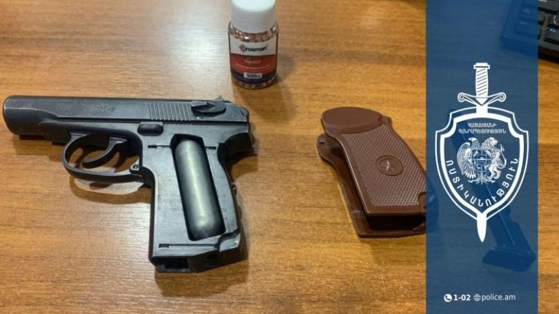 Eighth grader in Yerevan fires air gun at school window