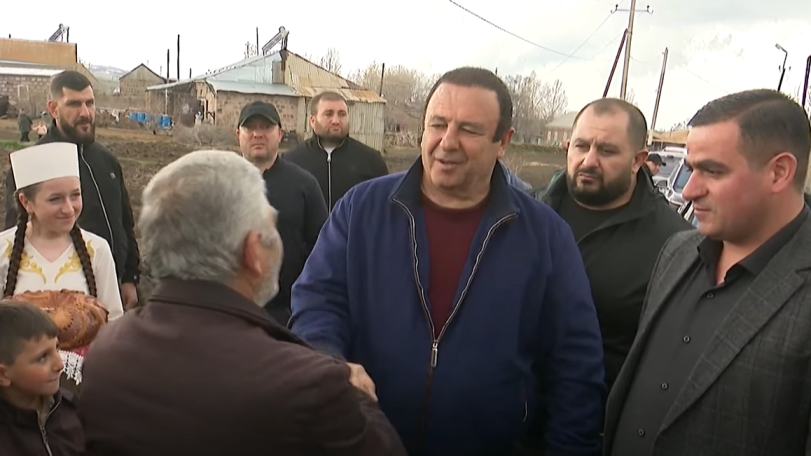 Сельский житель – Гагику Царукяну: «Стань премьером и не забудь про наш регион»