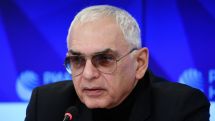ЕС ввел санкции против известного российского режиссера Карена Шахназарова