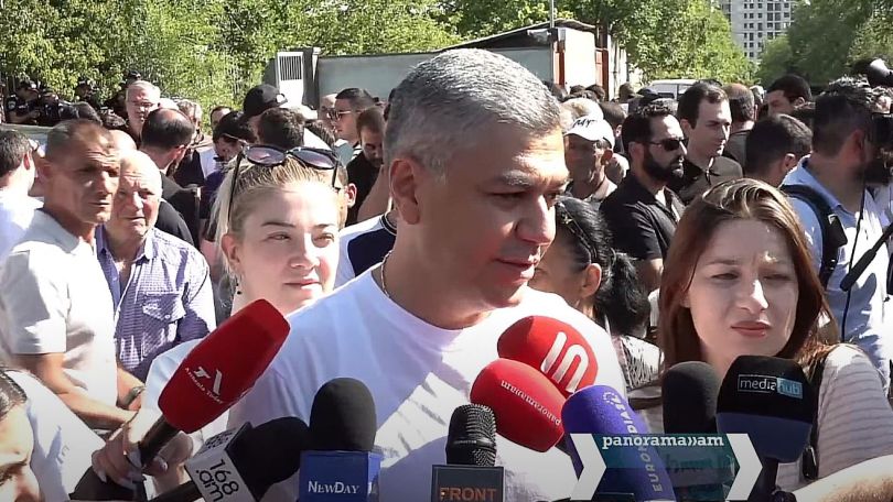Արթուր Վանեցյան. Անթույլատրելի է, Հայ առաքելական եկեղեցուն աջակցելու համար իշխանությունները մարդկանց են ձերբակալում