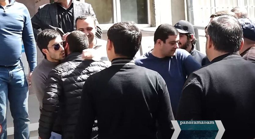 Сын кандидата в мэры Гюмри Мартуна Григоряна отпущен на свободу