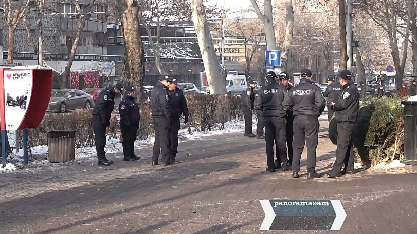 Полиция и коммунальные службы готовят маршрут шествия Пашиняна 6 января