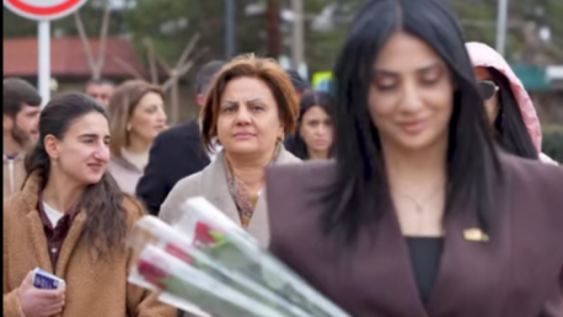 Փոքր ուշադրությունը մեծ ուժ է մարդուն. «Ուժեղ Հայաստան»-ի անդամները մարզերում շնորհավորել են կանանց