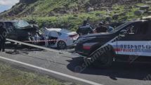 Крупное ДТП в Гегаркуникской области Армении: 1 человек погиб на месте, 3 человека госпитализированы