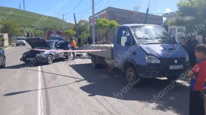Խոշոր ավտովթար Մարտունիում, կան վիրավորներ