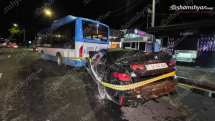 Իսակովի պողոտայում «BMW»-ն բախվել է «Mercedes»-ին, ապա մխրճվել թիվ 61 երթուղին սպասարկող «Zhongtong» ավտոբուսի հետնամասի մեջ