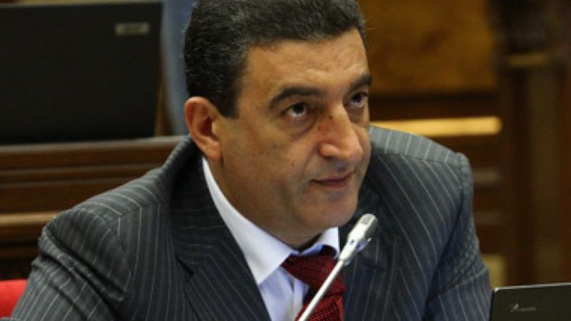 Որևէ վտանգավոր բան չկա, տիկին Փոստանջյան ջան. Վարդան Այվազյան