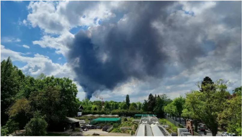Fire with toxic smoke breaks out at Berlin plant