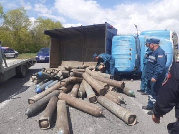 Երևան-Սևան ավտոճամապարհին «Zil» մակնիշի ավտոմեքենա է շրջվել
