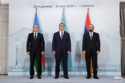 Armenian, Azeri FMs end talks in Almaty