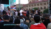 Архиепископ Баграт Галстанян представил, каким должно быть переходное правительство