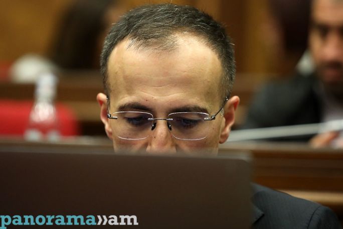 Ալբանացին՝ Արսեն Թորոսյանի ընկալմամբ