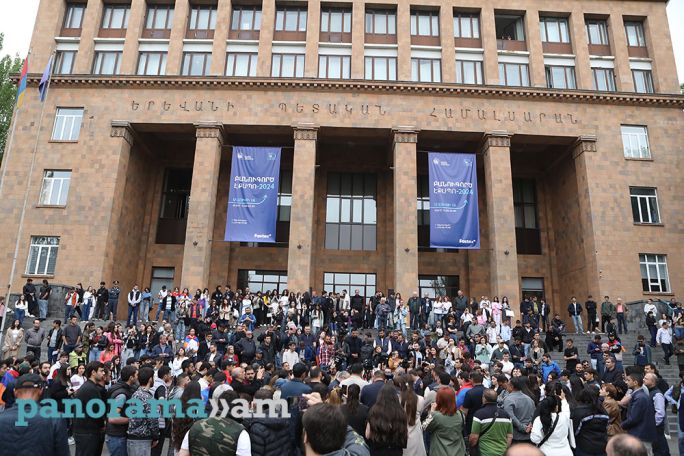 ԵՊՀ ավելի քան 5 տասնյակ դասախոսներ աջակցում են շարժմանը և պահանջում Նիկոլ Փաշինյանի հրաժարականը
