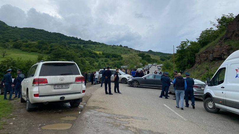 Armenian border villagers dissatisfied after meeting with Tavush governor