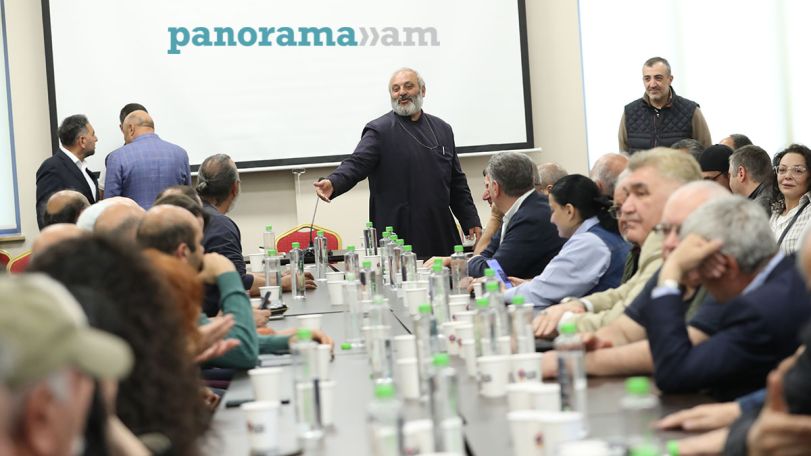Եթե այս սրբազան շարժումն իր նպատակին չհասնի, շատ ավելի սարսափելի բաների ականատես կլինենք. Ժիրայր Դադասյան