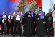 С 8 утра, начиная с меня, от мала до велика, будем на площади Республики – архиепископ Баграт Галстанян